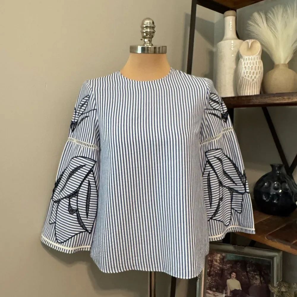 Tanya Taylor Top Blue White Stripe Embroidered Sleeve Women’s Size 2
